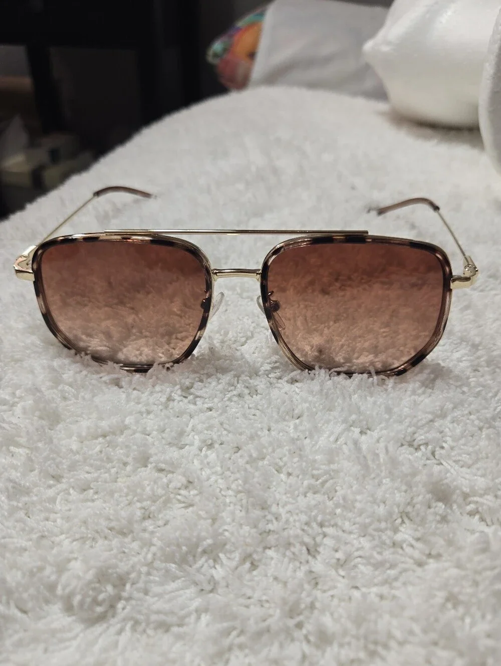 Retro Aviator Sunglasses for Women Men Vintage Classic Square Metal Fram